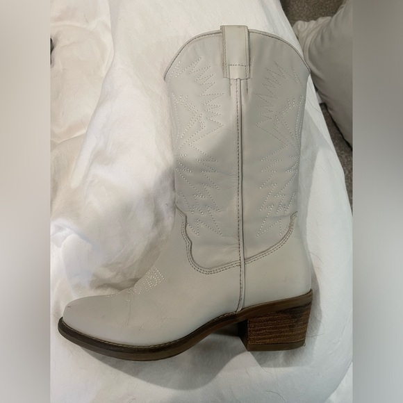Steve Madden cowboy boots - Picture 3 of 8